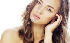 扒开女人下面使劲桶视频